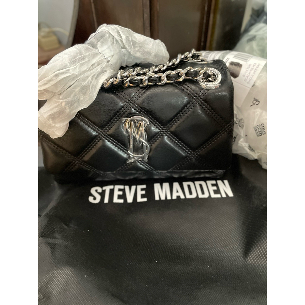Preloved Steve Madden Bvolturi shoulder bag