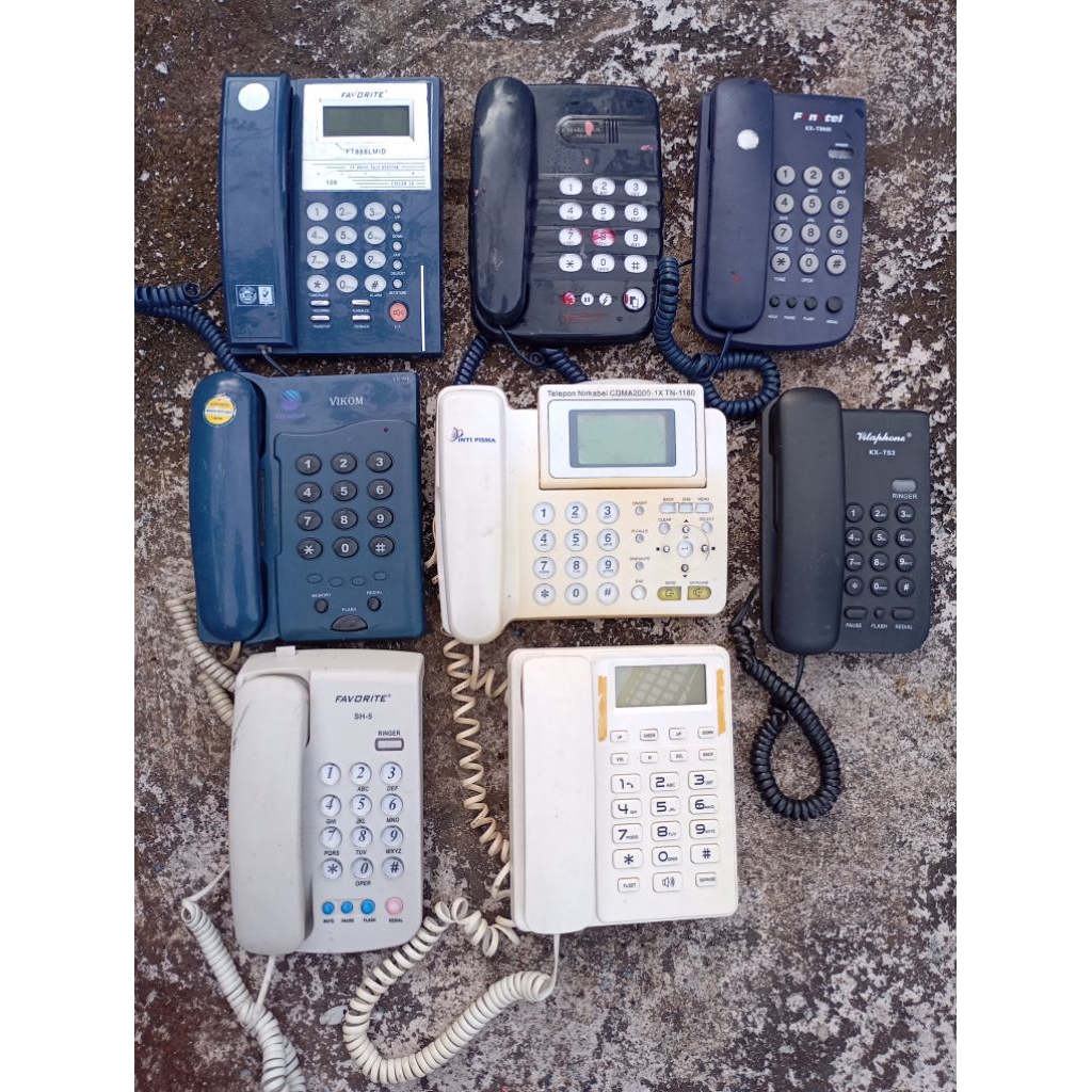 Telepon Rumah jadul antik untuk pajangan