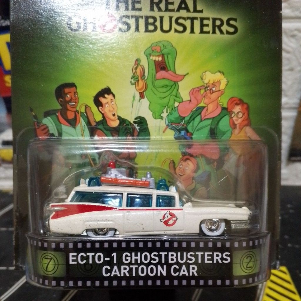 Hot Wheels  GHOSTBUSTERS  ECTO 1 RETRO