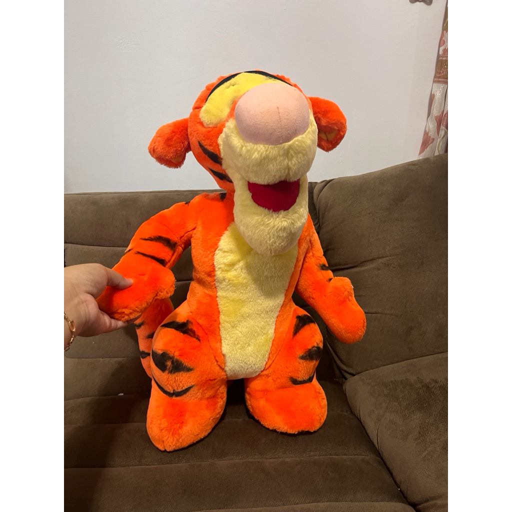 Boneka kado/koleksi TIGER klasik Super JUMBO disney winnie the pooh original