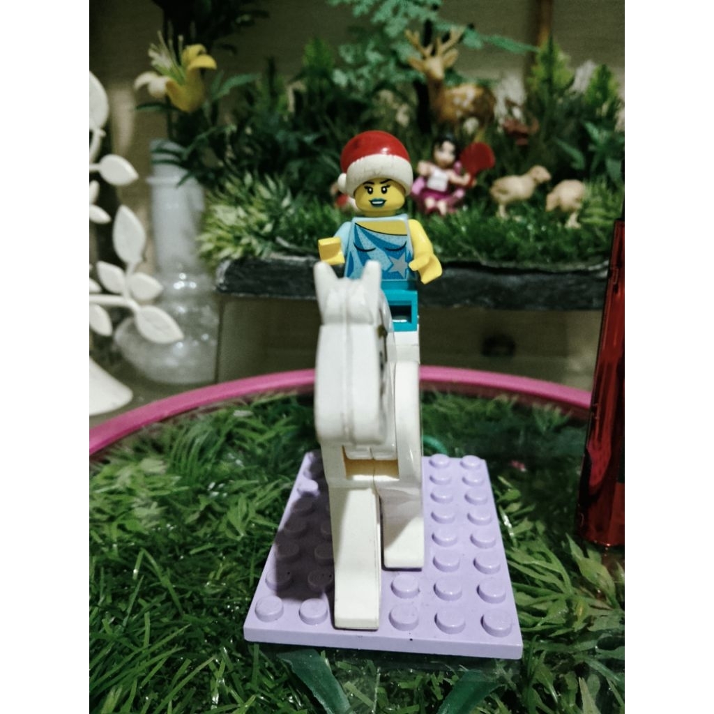 mainan edukasi mini figure Lego bekas baik
