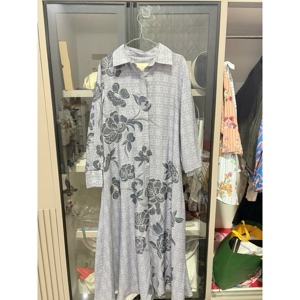 preloved dress wearing klamby monogram