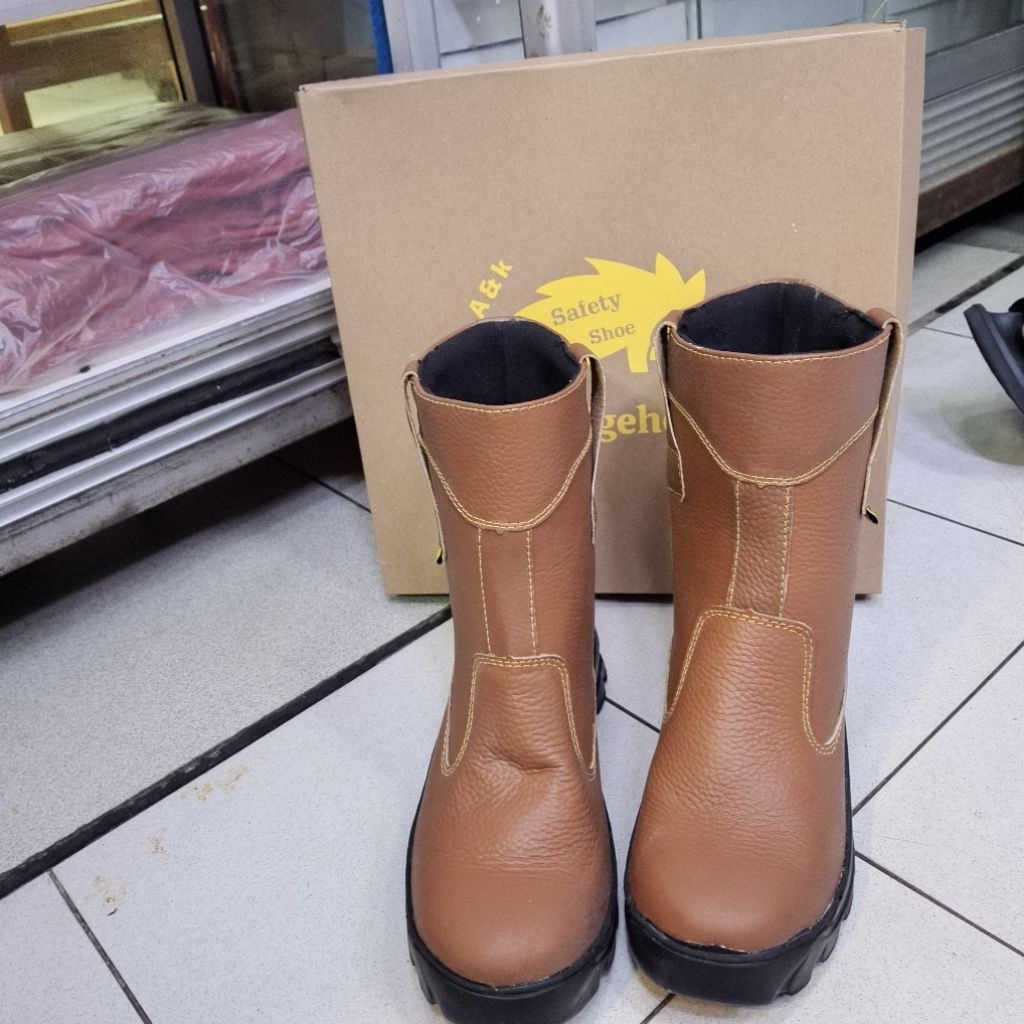Sepatu Safety A&K WOODLAND Toe Cap  - Sepatu Safety Half Knee