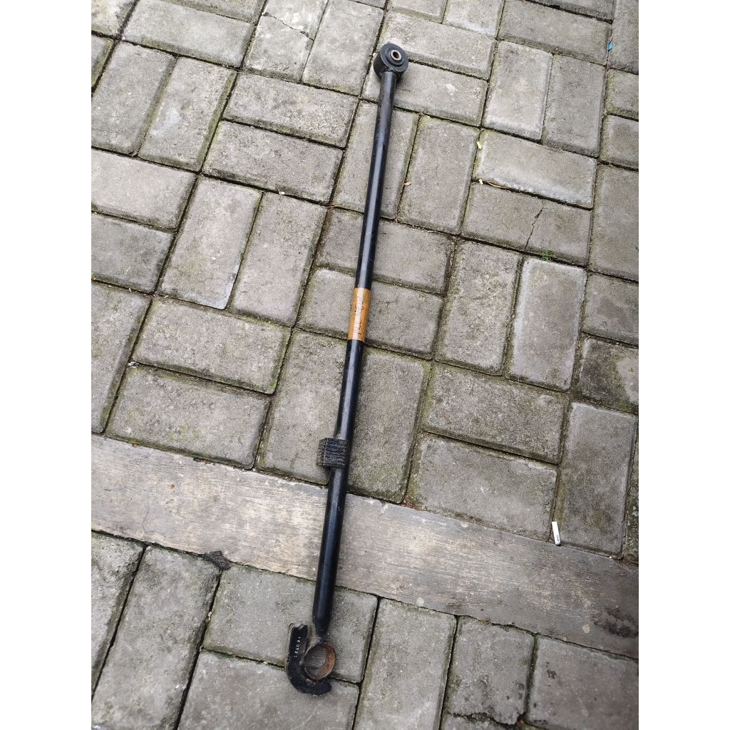 AS STABIL STABILIZER BELAKANG TOYOTA AVANZA OLD ALL NEW
