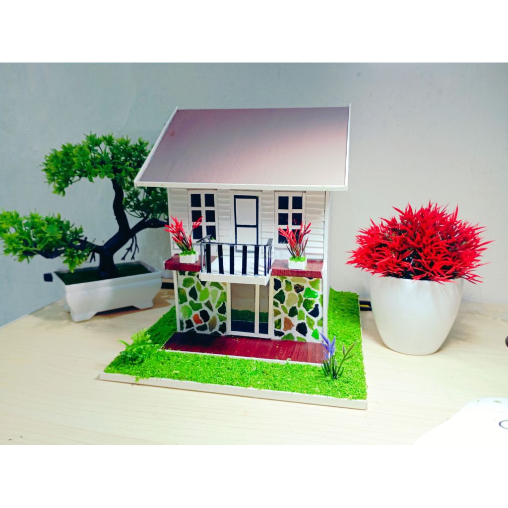 miniatur rumah kardus