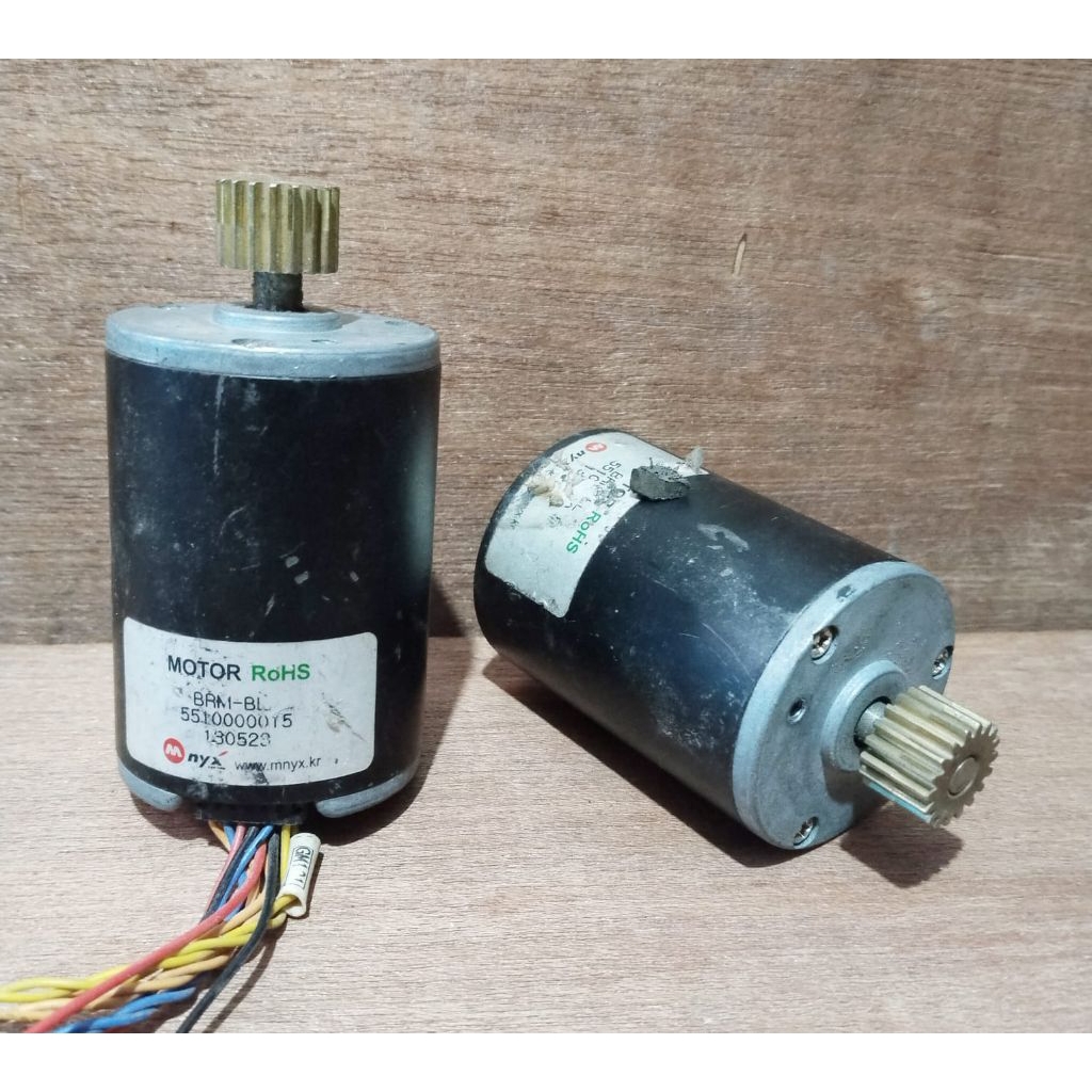 Motor stepper BLDC  ROHS 12-24V , cocok buat generator dll