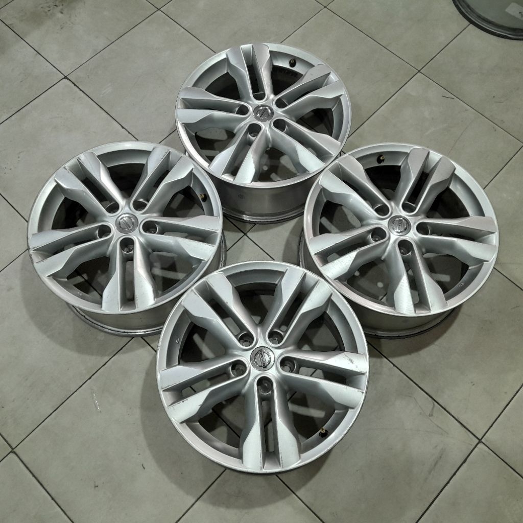velg mobil ring 17 original copotan xtrail velg mobil second berkualitas garansi original