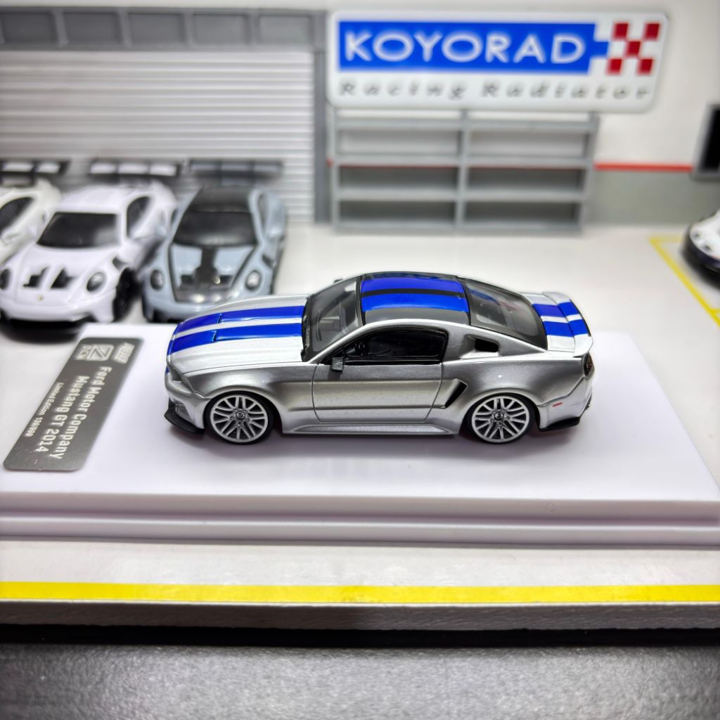 DCM MODEL FORD MOTOR COMPANY MUSTANG GT 2014 LIMITED UNSEALED