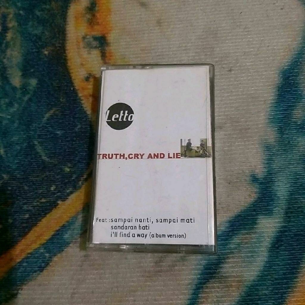 Kaset Pita letto truth cry and lie