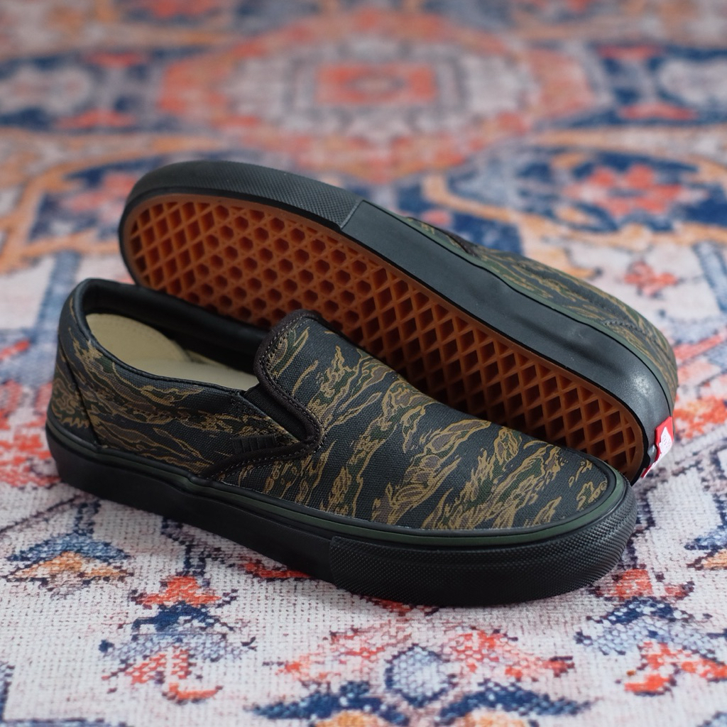 Vans Slip On Skate Tiger Camo Black 100% ORIGINAL RESMI