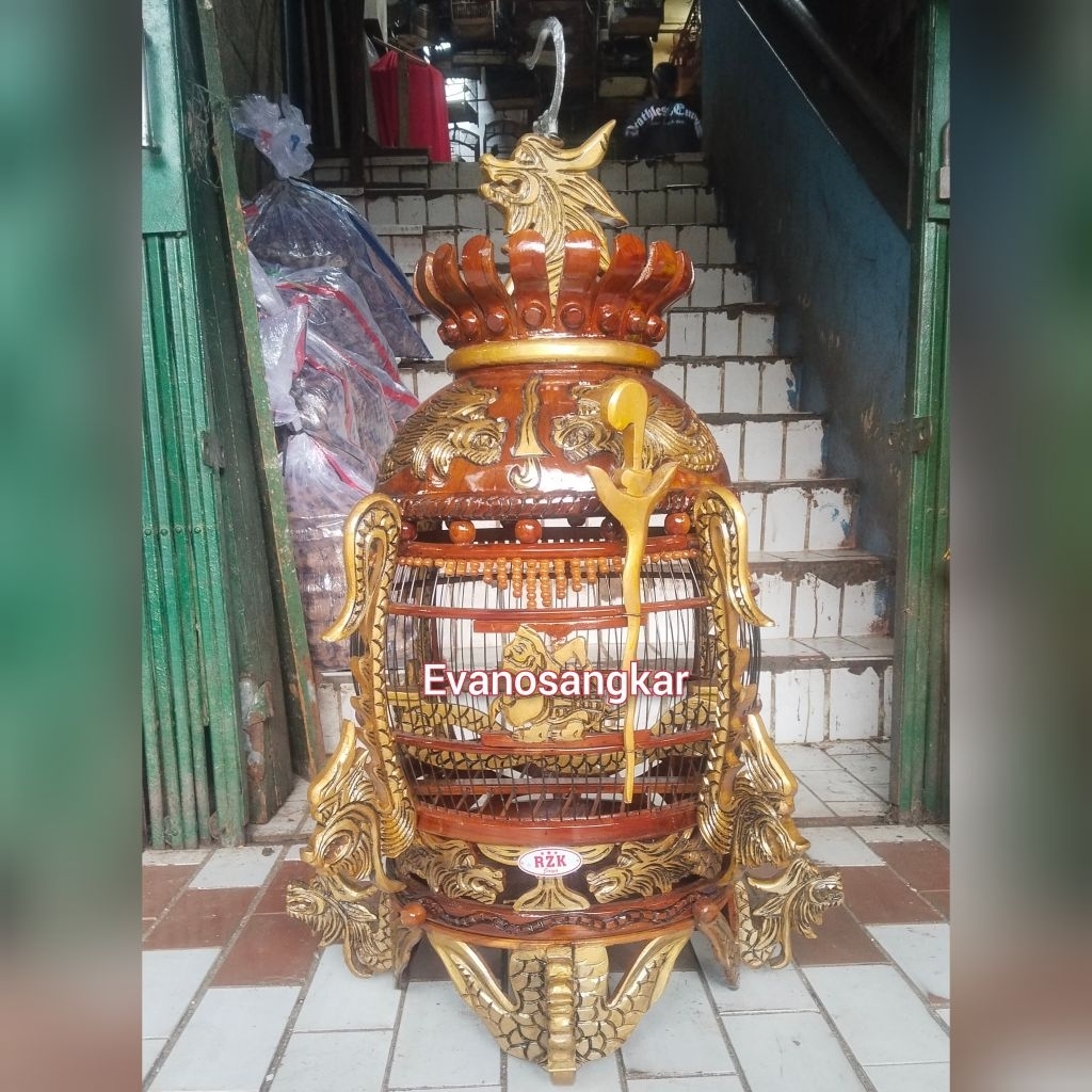 SANGKAR BURUNG PERKUTUT MAHKOTA KAYU JATI UKIR NAGA JERUJI FIBER