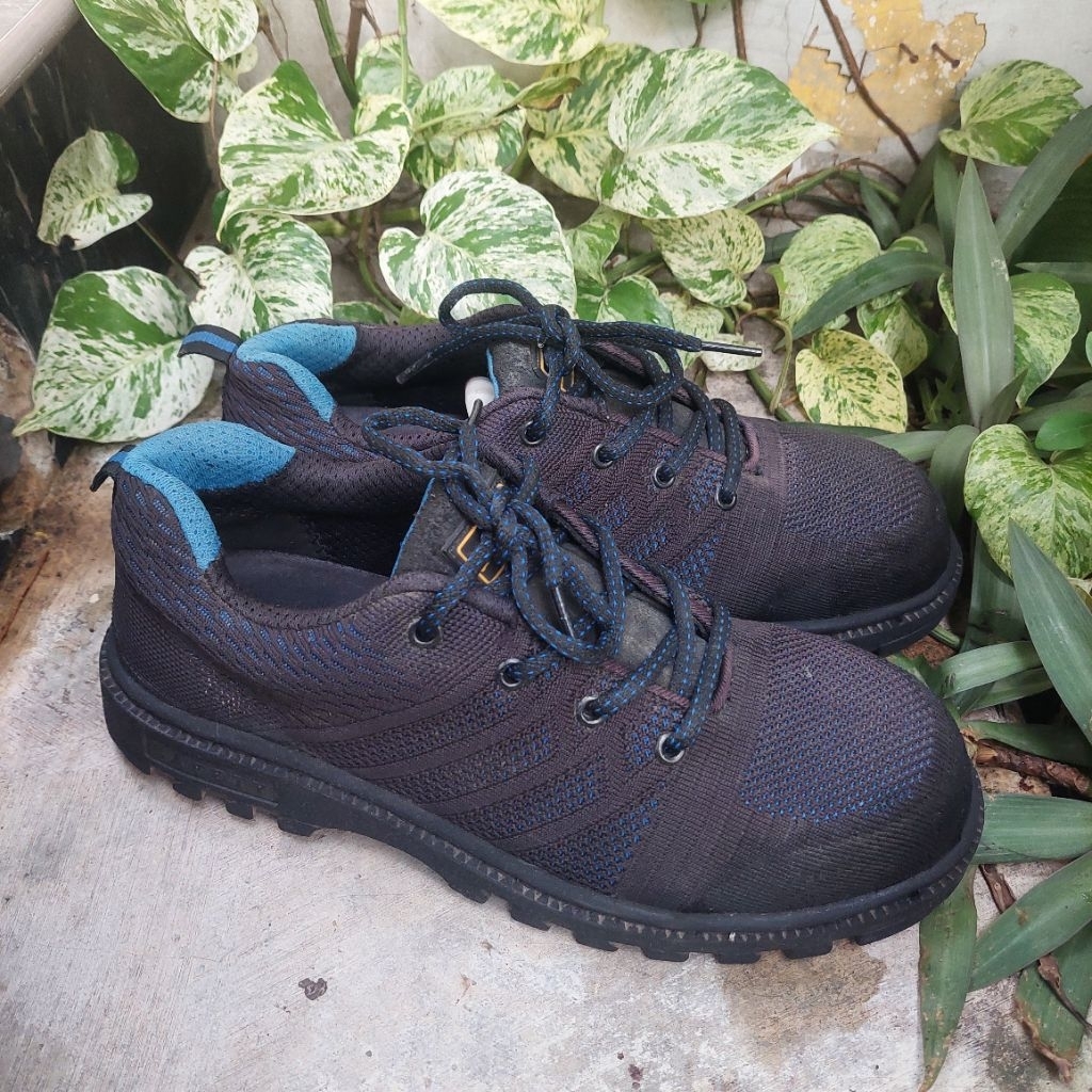 sepatu safety second krisbow size 41(27cm)