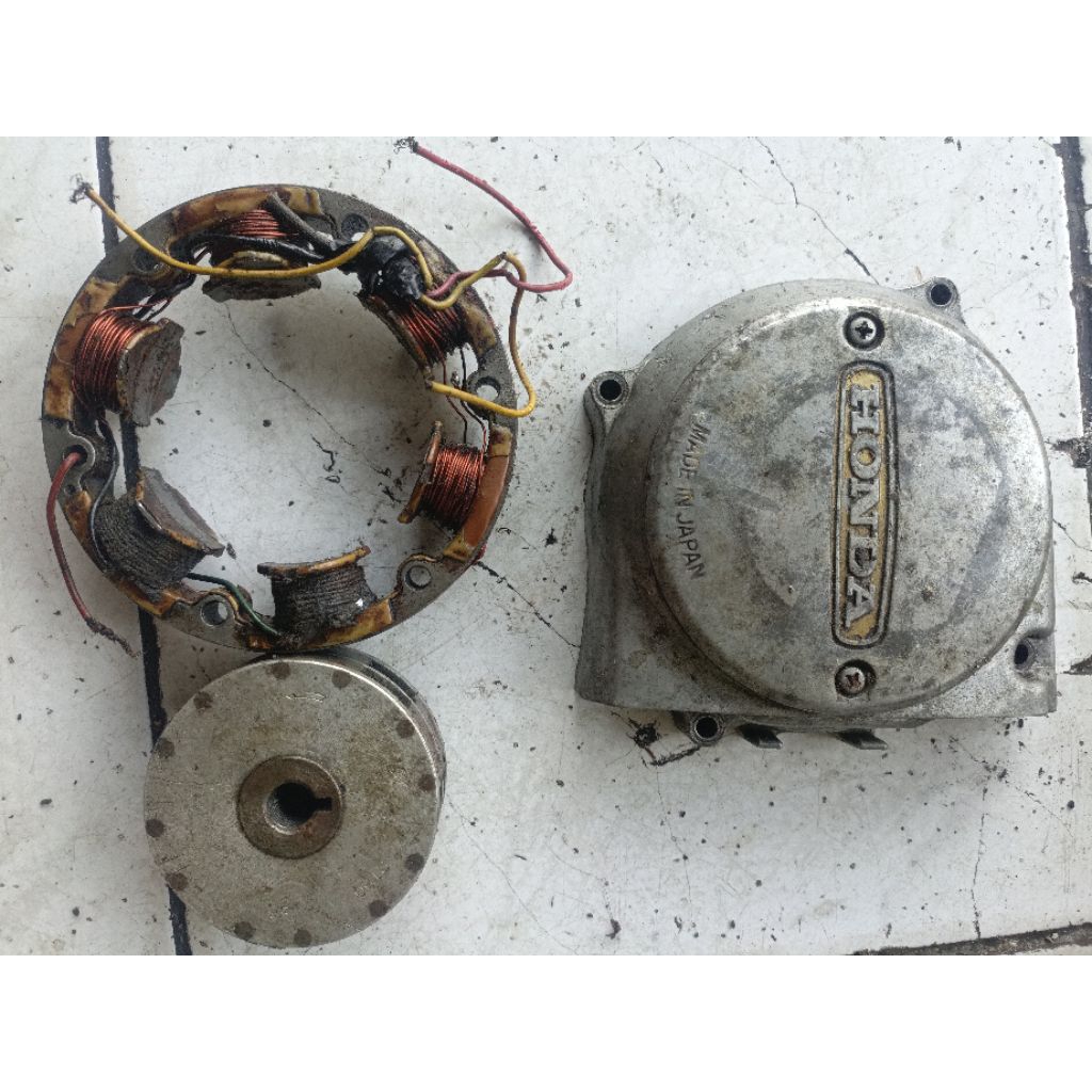 blok kiri  magnet Cb 100 fulset liltan CDI blok /magnet/spul