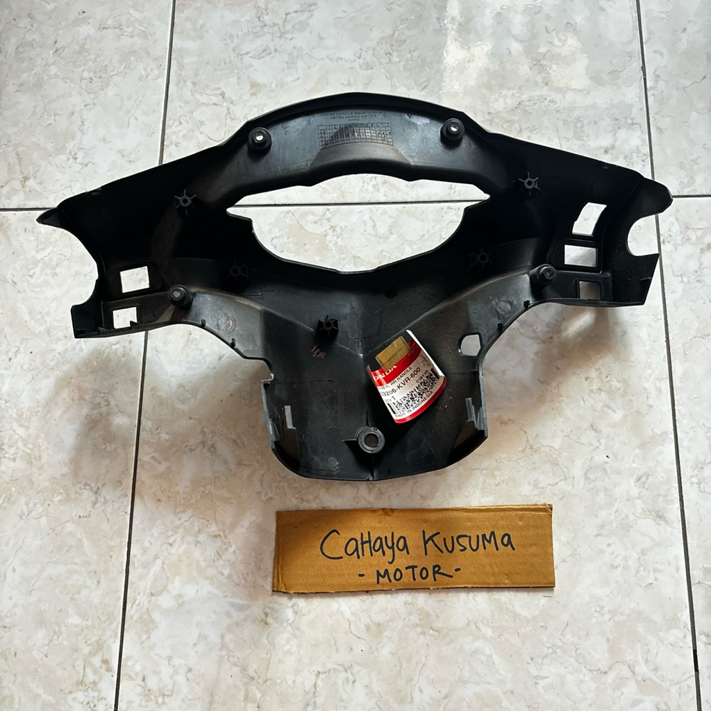 Caver Batok Belakang Cover RR Handle Honda Revo 100 53206-kvr-600