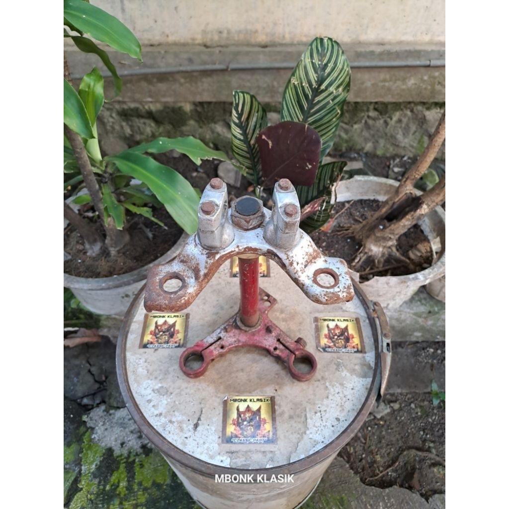 segitiga atas bawah honda s90 66 69 castrol ORIGINAL segitiga bawah atas s90 castrol segitiga honda 