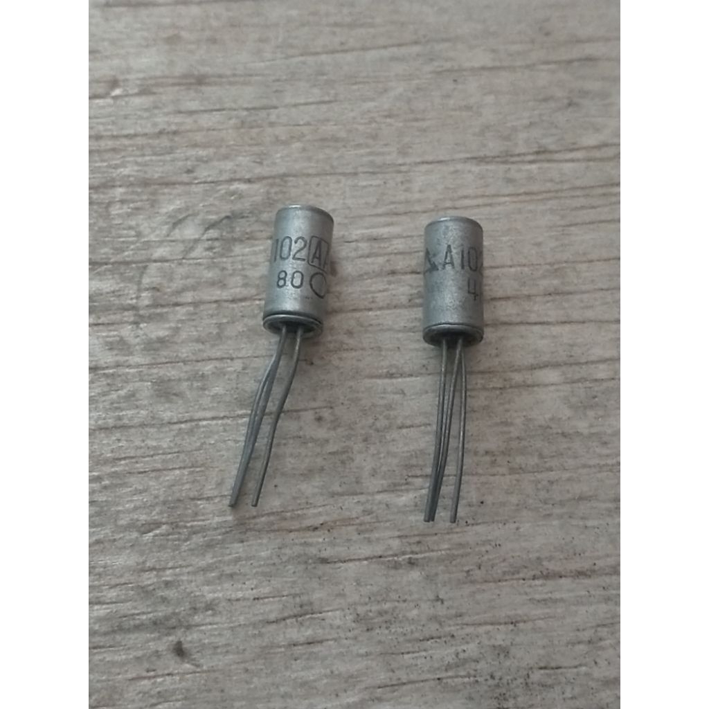 2SA102 A102 MATSUSHITA BIPOLAR GERMANIUM TRANSISTOR PNP TO-1