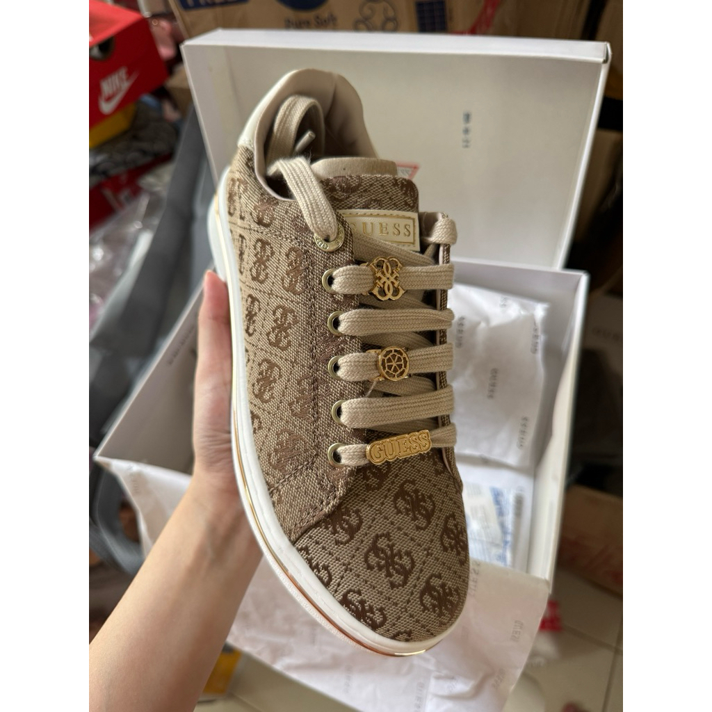 Sepatu Guess Original Store