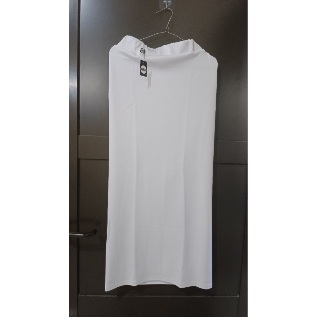 PRELOVED Rok Span Panjang Scuba Warna Hitam dan Putih (MASIH BARU)