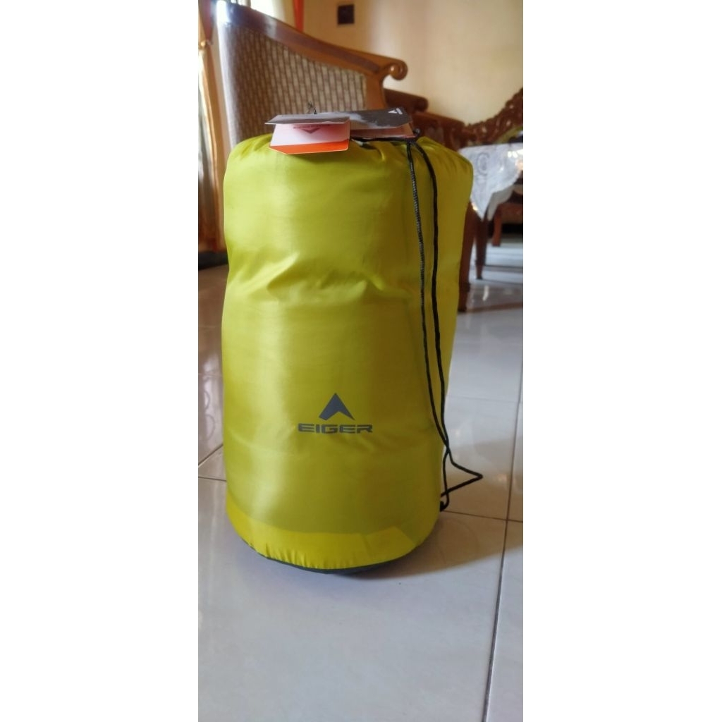 EIGER RECT PILOT 250 US SLEEPING BAG