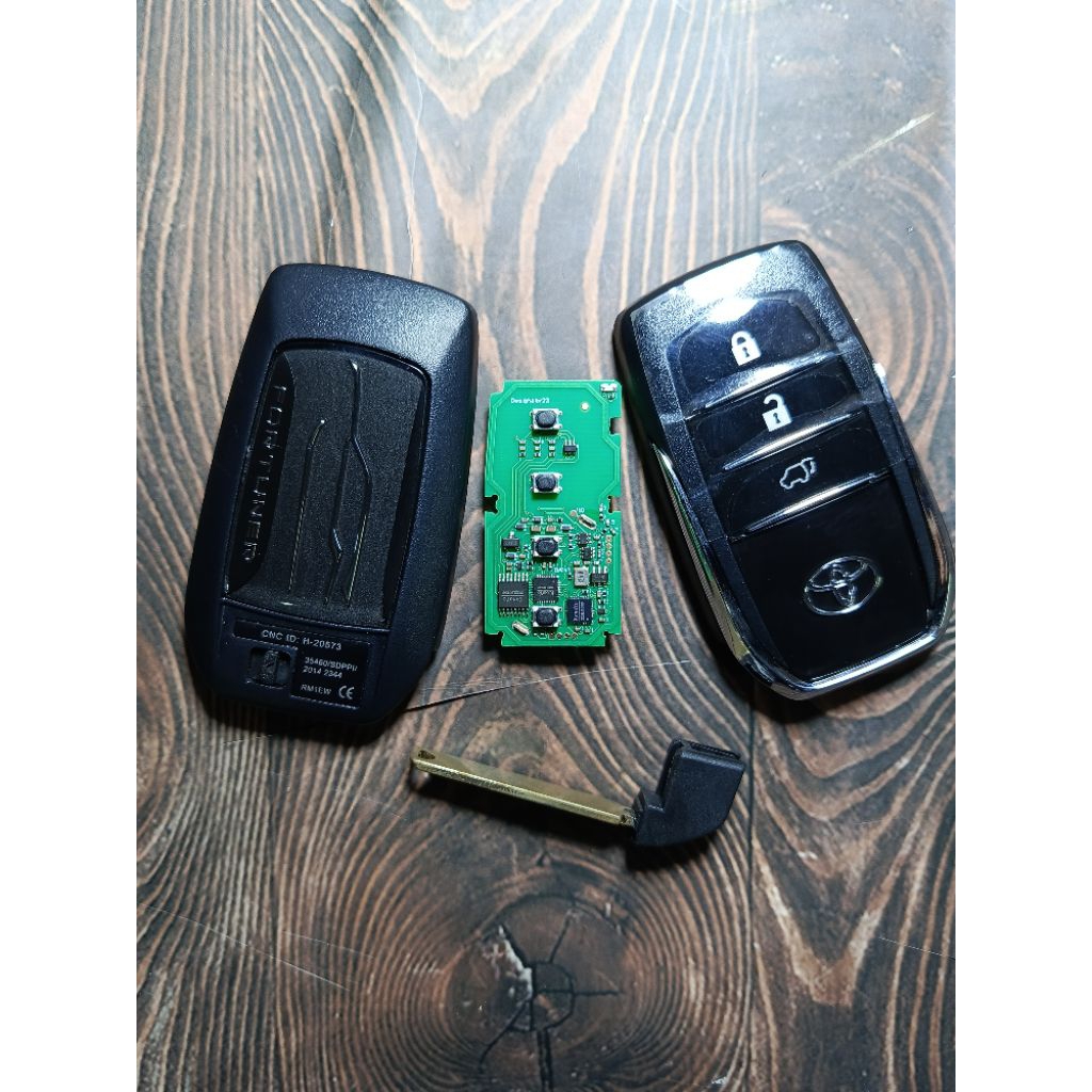 REMOTE SMARKEY FORTUNER VRZ