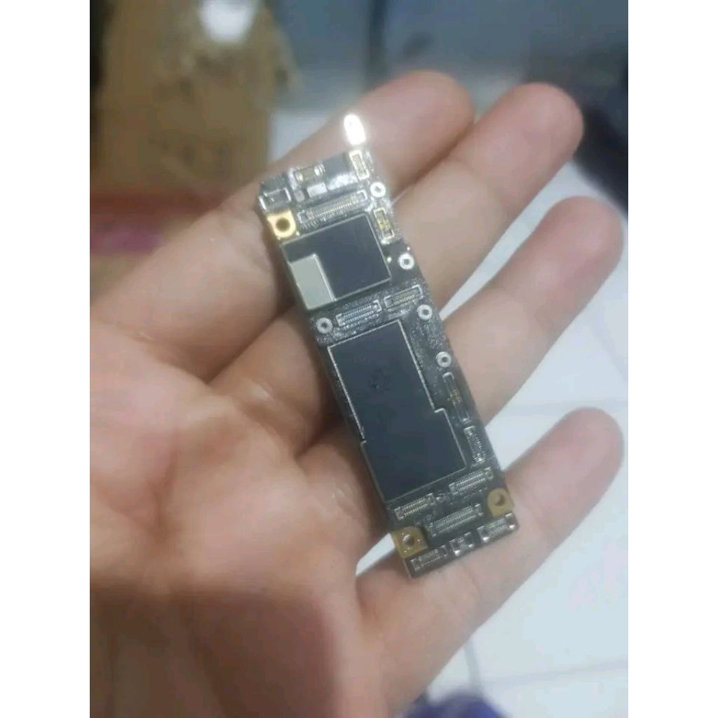 mesin iPhone 11lockiclod