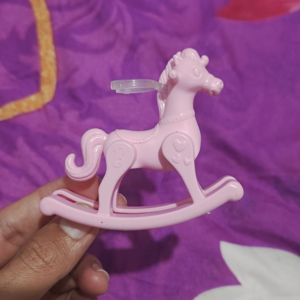 Kuda Goyang Barbie Kecil