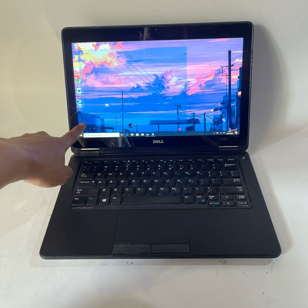 Laptop Dell Touchscreen latitude e7250 Core i5 Ram 8gb ssd 256gb
