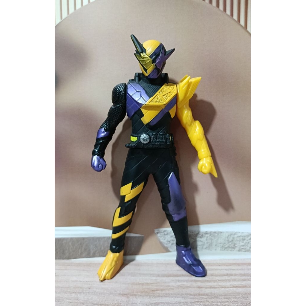 Rider Hero Series Kamen Rider Build Ninja Comic 17Cm