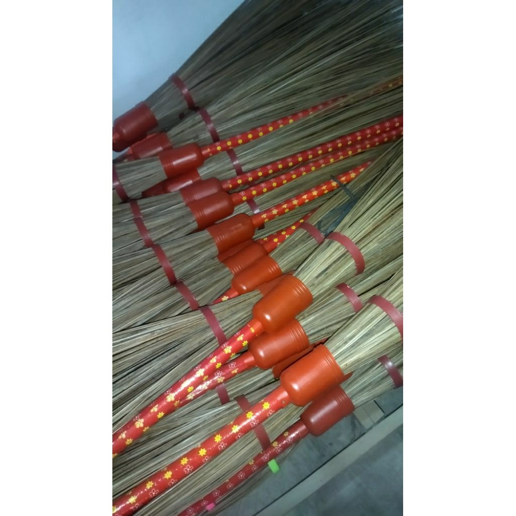 Sapu lidi lakop bulat biasa