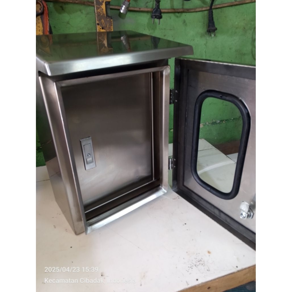 box panel stainless steel 316 outdoor