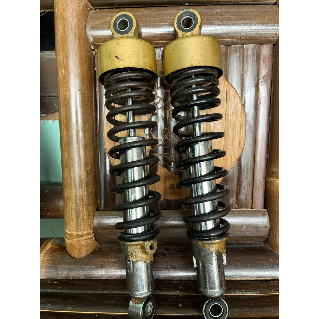 shock belakang thunder 250