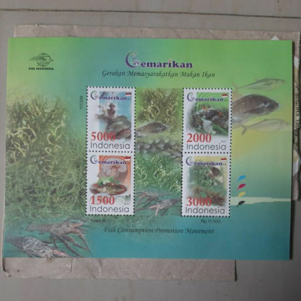 Perangko Indonesia 2011 seri Gemar makan Ikan sheet 4 prangko