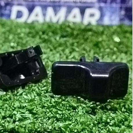 TOMBOL KNOP LAMPU HAZARD NMAX LEXY AEROX ORIGINAL
