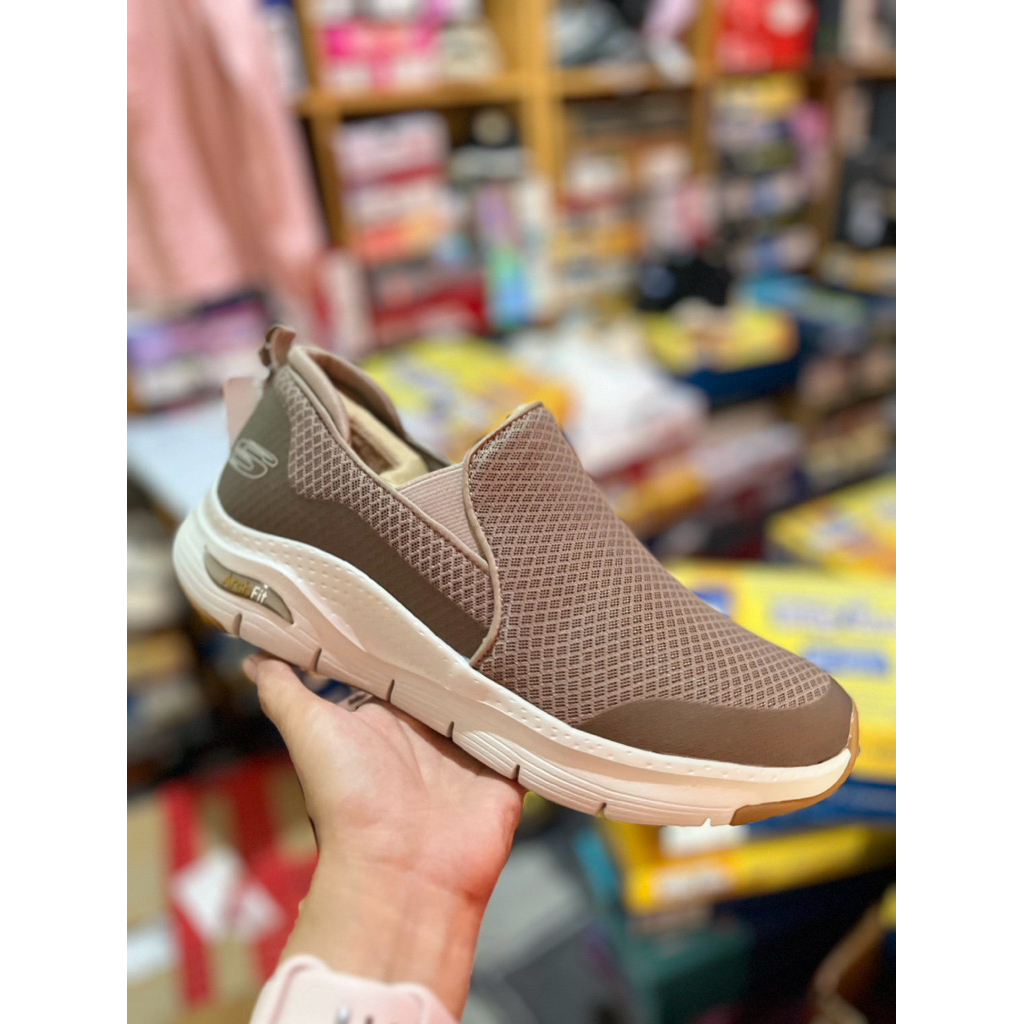 Skechers 232043/TPE ARCH FIT BANLIN TAUPE 42 43