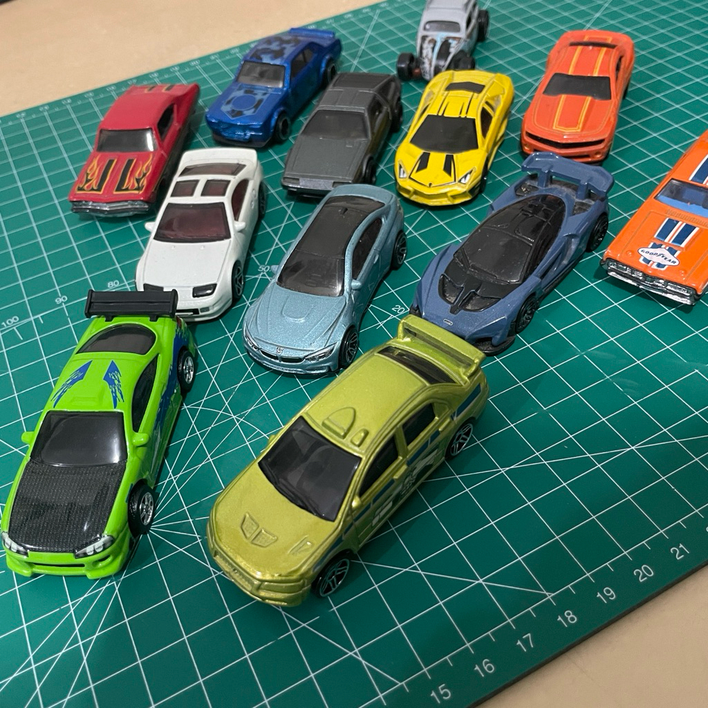 Hot Wheels Real Car loose / Preloved