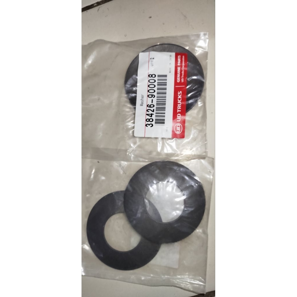 WASHER UD Truck Quester 38426-90008 Original