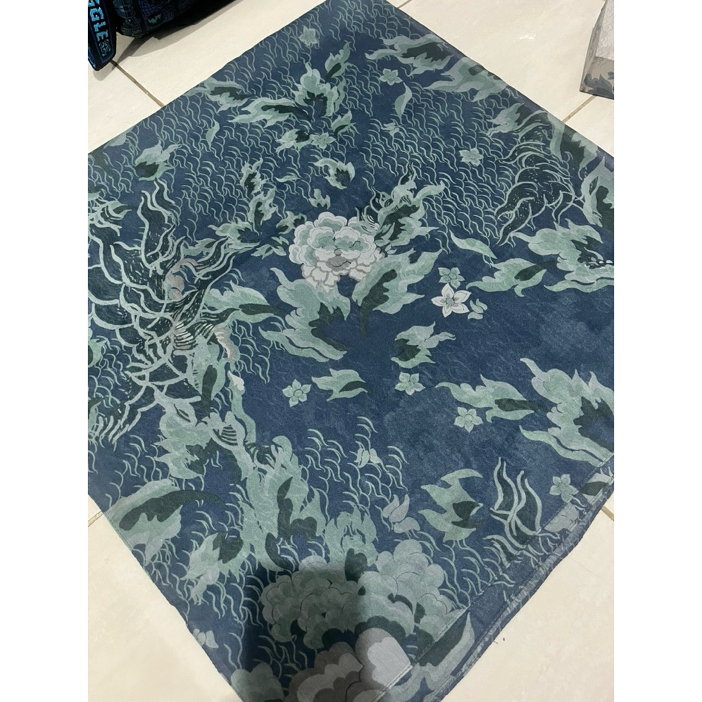 Kamiidea Taiga scarf preloved
