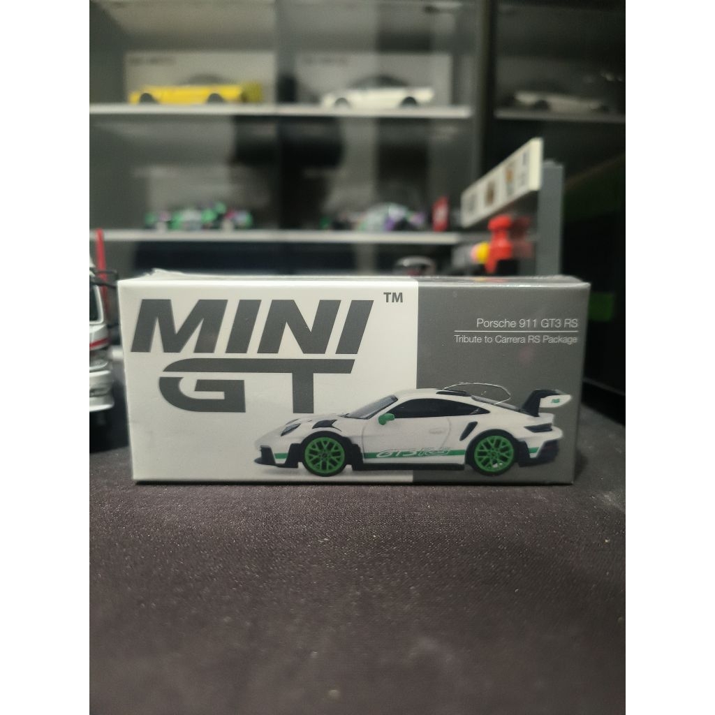 Mini GT Porsche 911 GT3 RS Green