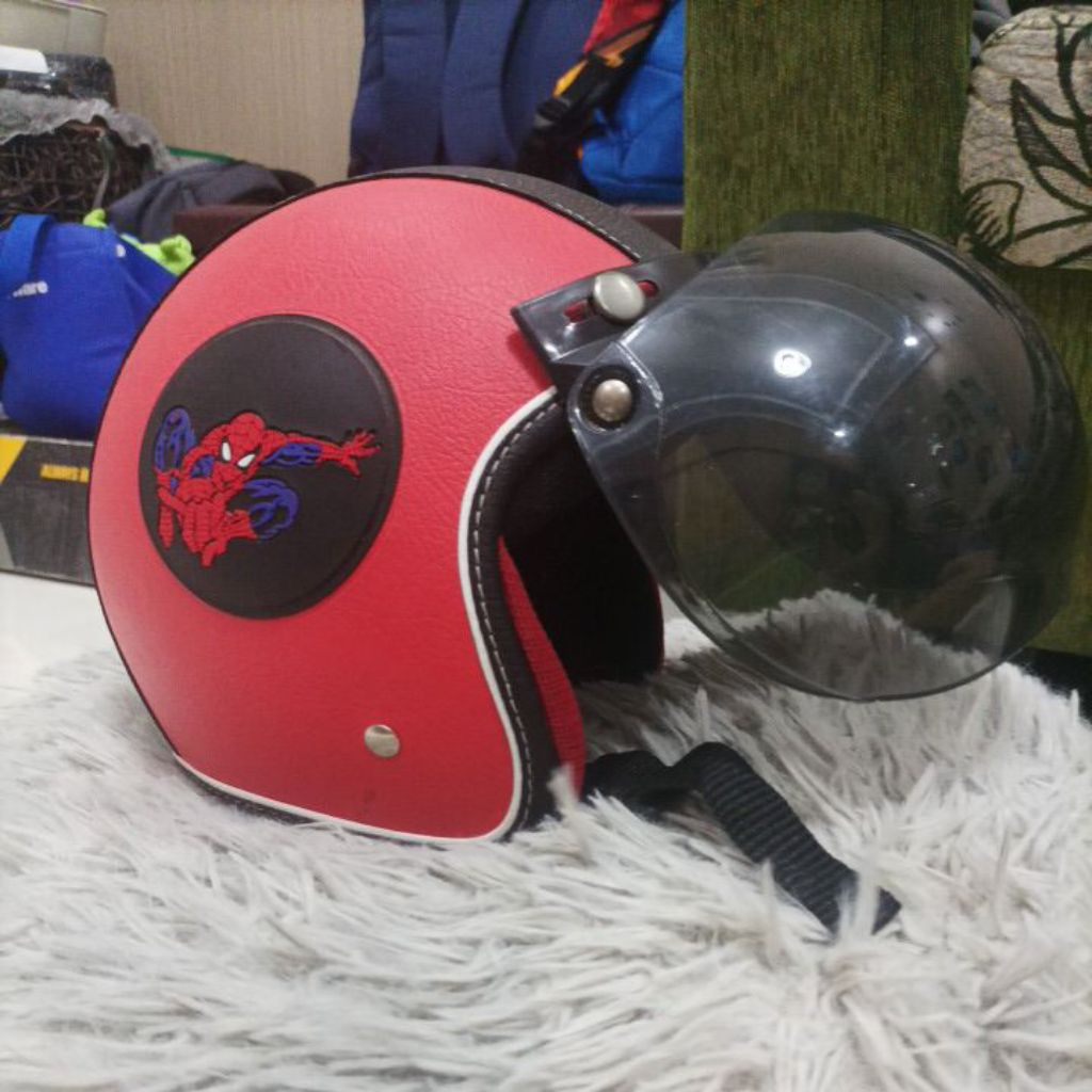 Preloved helm anak like new VVGC