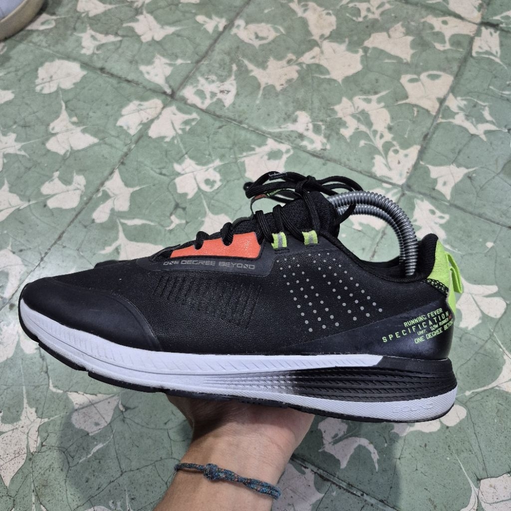 Sepatu 361 Running Fever Specification(40)