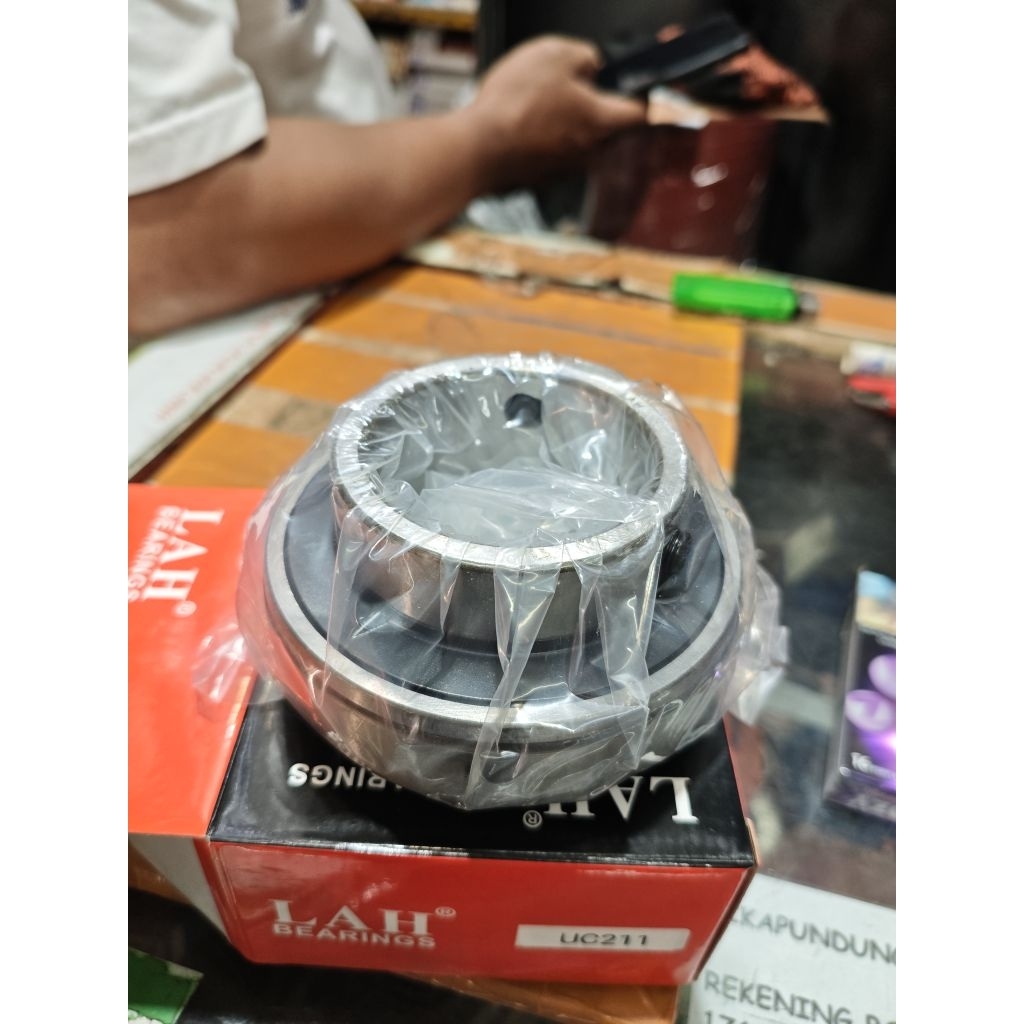 bearing uc211 LAH Bearing