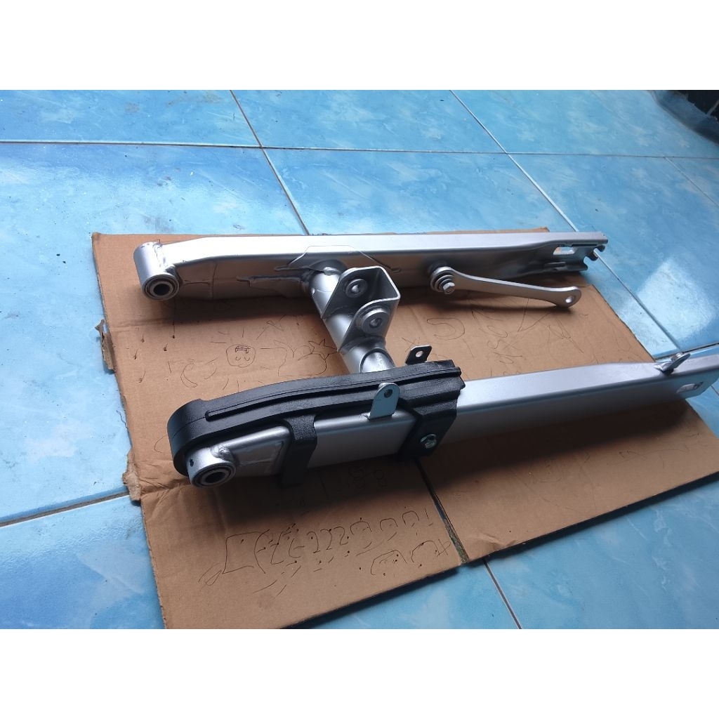 swing arm jupiter MX old original second/arm Jupiter MX old original second
