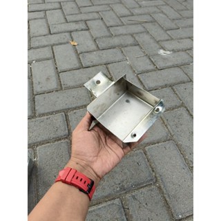 pangkon dudukan aki cb gl100 model aki berdiri croom motip kaki /dudukan aki cb model aki berdiri