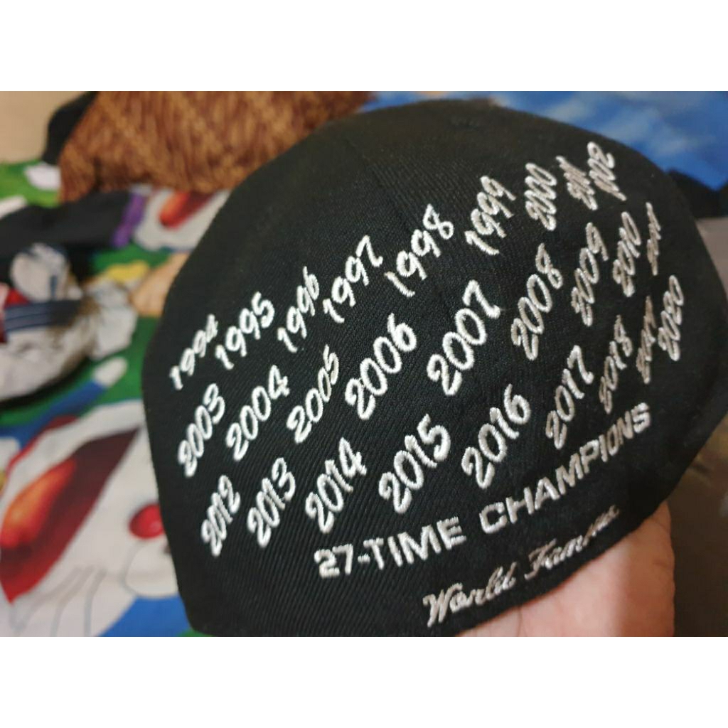 Snackback NewEra supreme Original