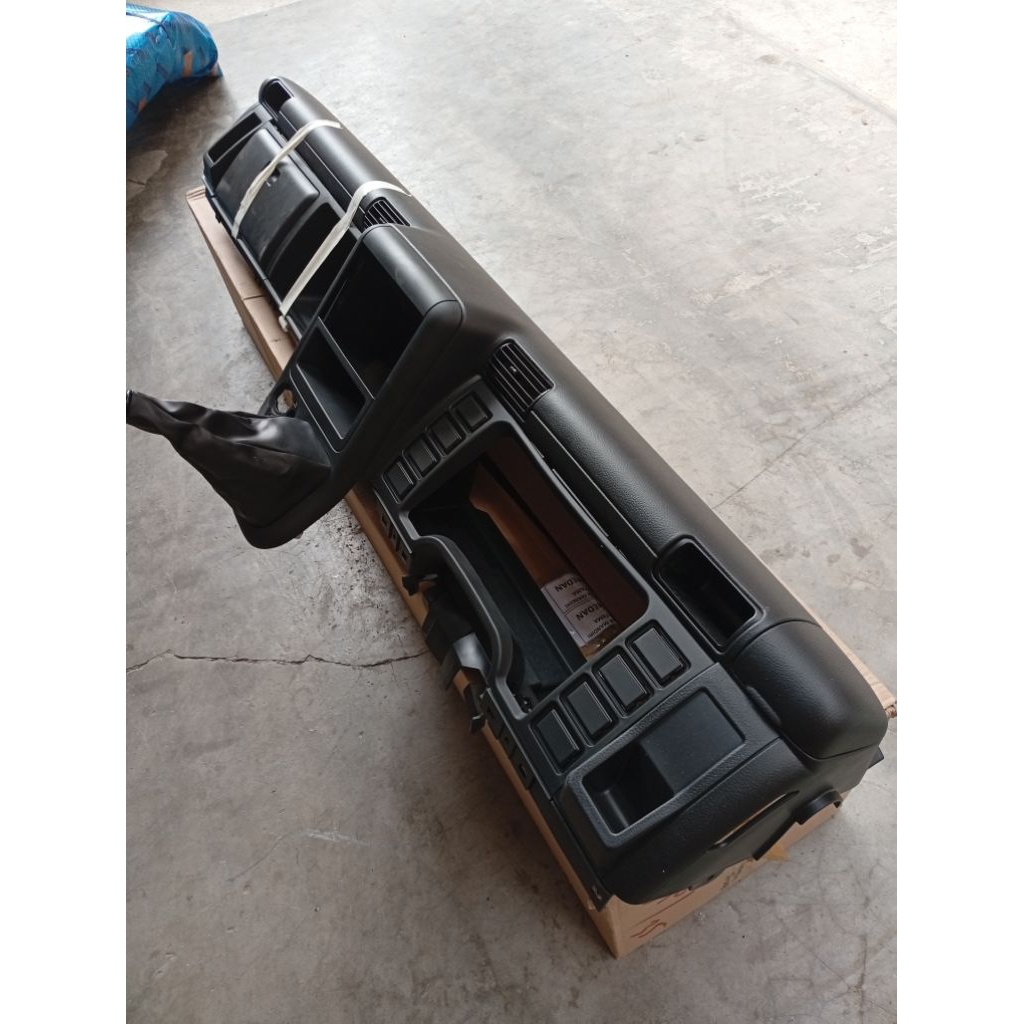 Dashboard Atas Baru Mitsubishi Canter, dasbor, cover handel transmisi, Laci