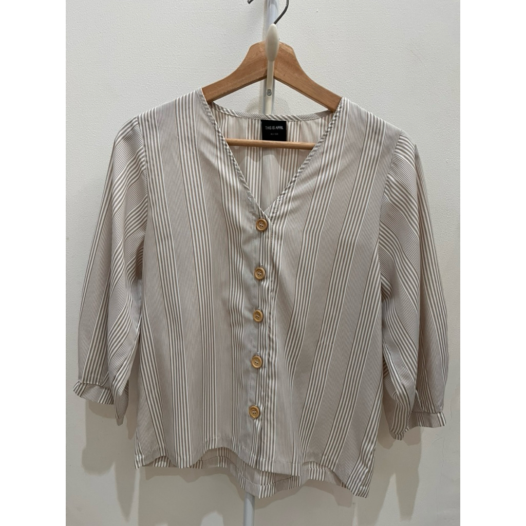 preloved kemeja this is april