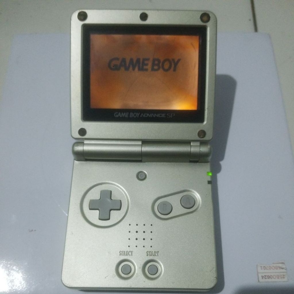 game boy advance SP . AGS-101.
