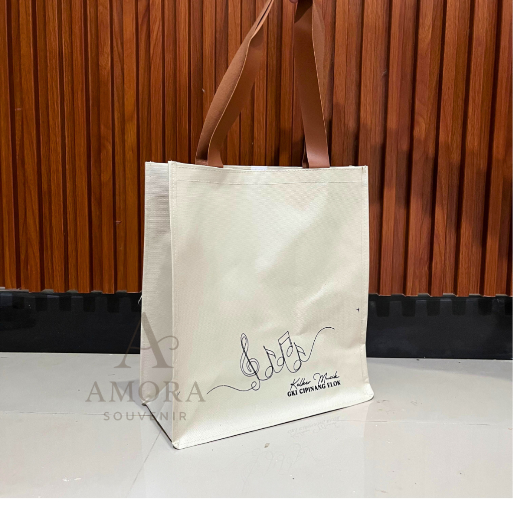 TAS SOUVENIR WEDDING BESAR UK.28X13X34 CUSTOM/SOUVENIR WEDDING MURAH/TAS CUSTOM PERNIKAHAN TERLARIS