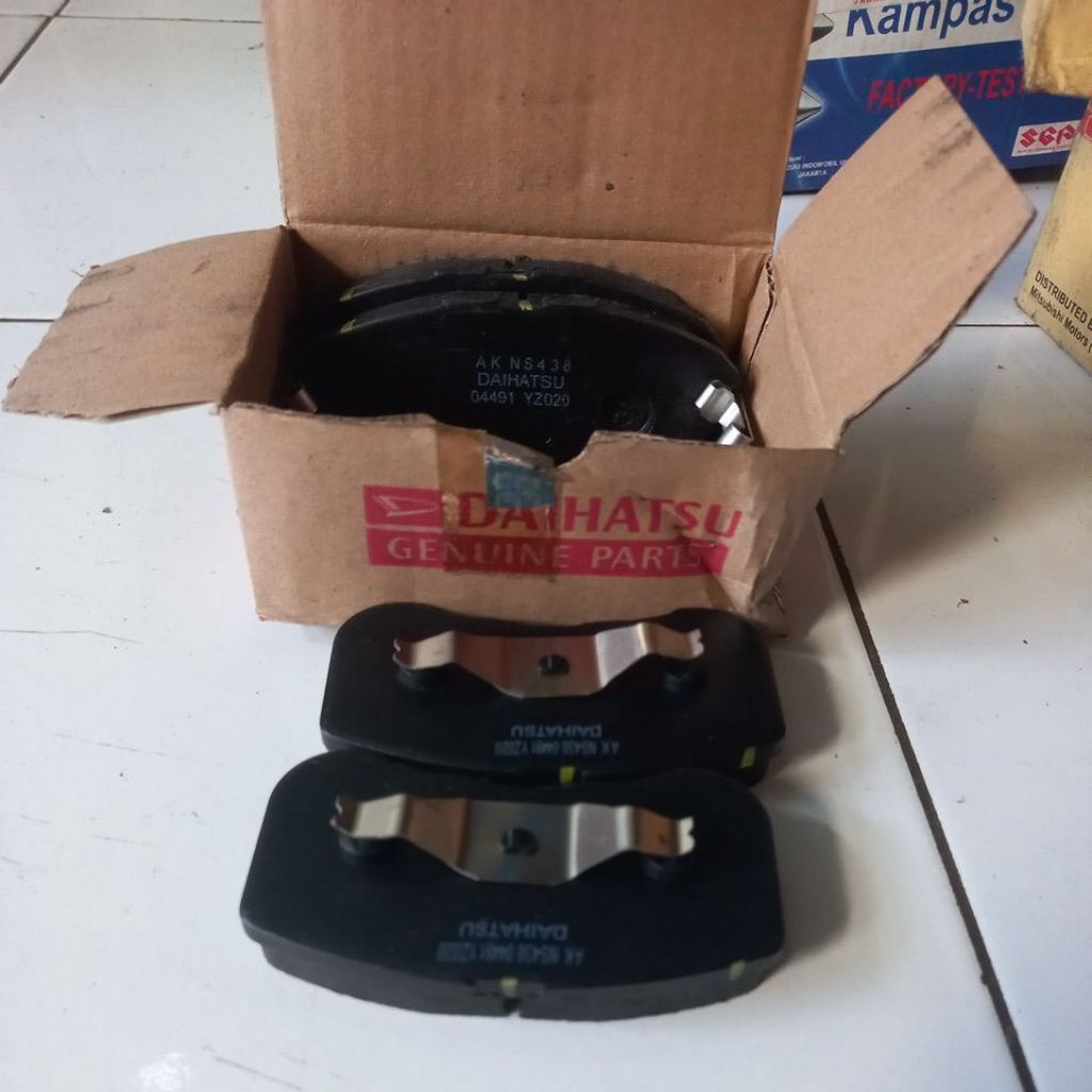 kamas rem depan Daihatsu Ayla matic /Toyota Agya