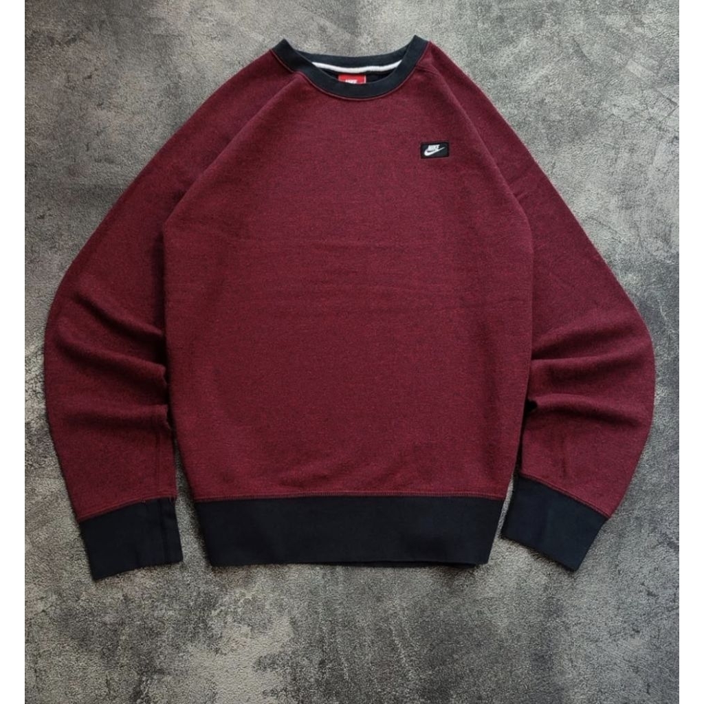 Nike Center Logo Crewneck